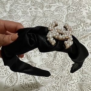 Pearl Designer Headband Chanel